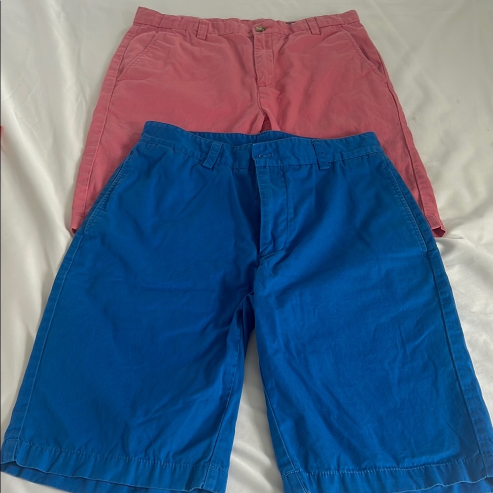 Vineyard Vines flat front shorts blue/pink